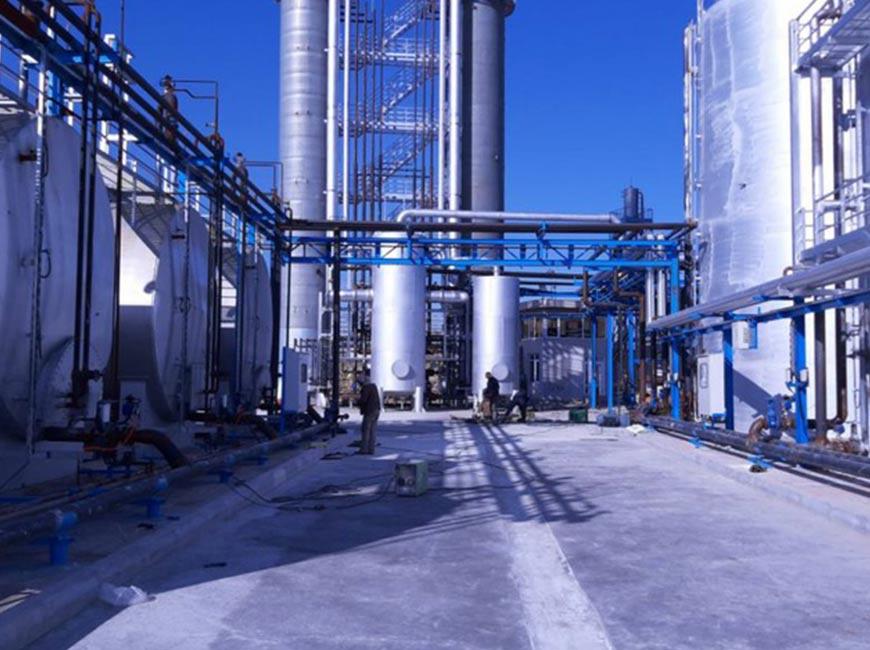 اجرای-تاسیسات-کارخانه‌جات-قیر-مکران